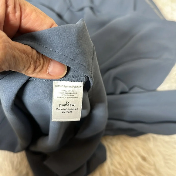 Terra & Sky Women's Pullover Tunic Blouse Size 1X 16W-18W Blue Long Sleeve - Picture 8 of 8